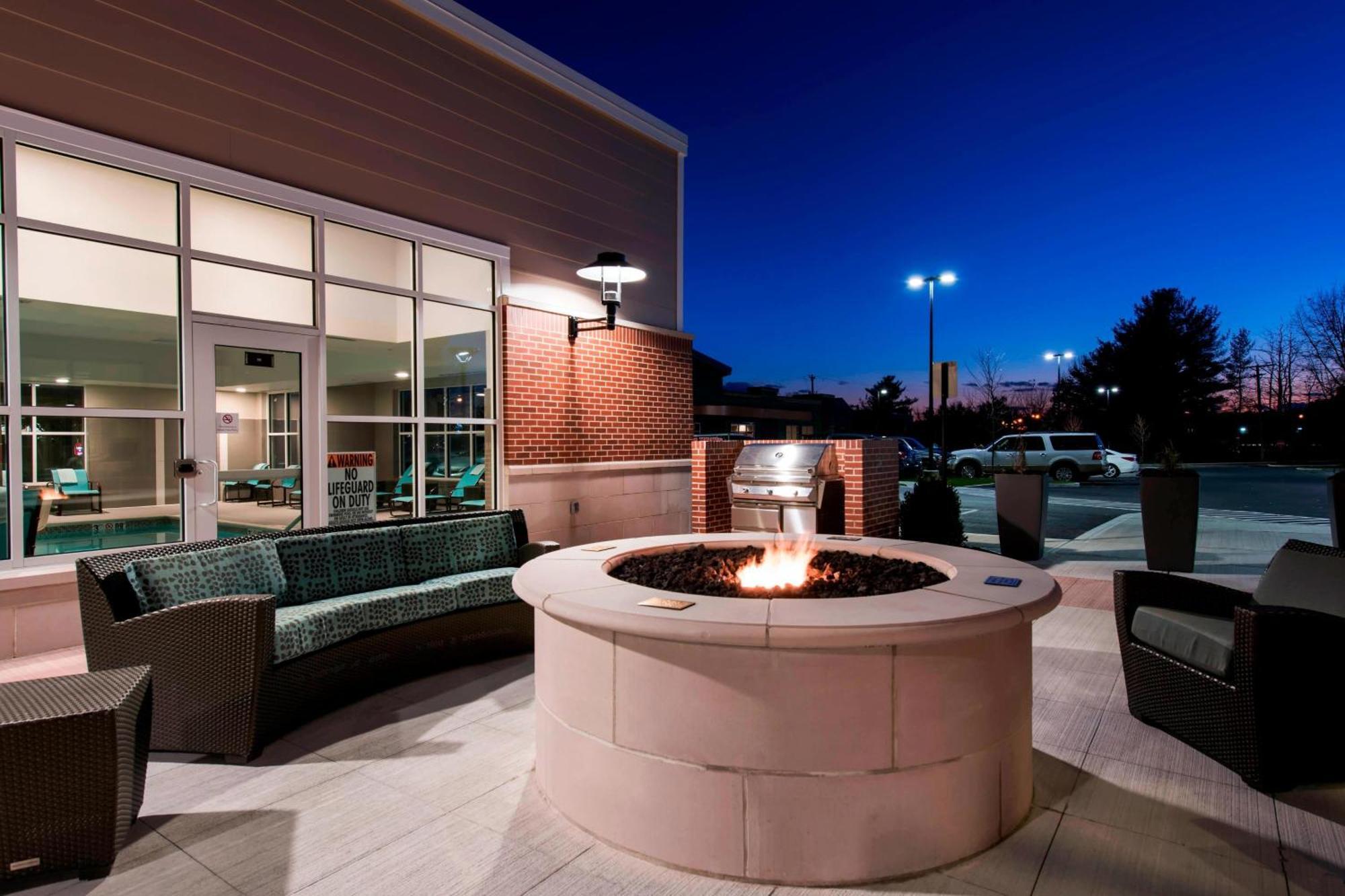 Residence Inn By Marriott Nashua Exterior photo